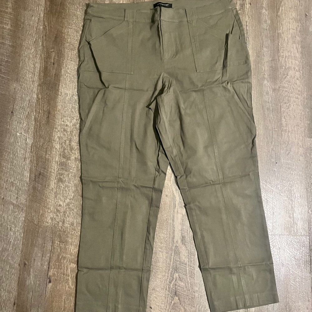 Ashley Stewart Olive Green Stretch Ankle Pants – Size 22/24 – NWT